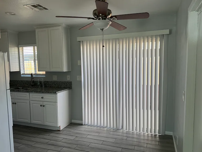 16578 Vine St #A — Photo 12