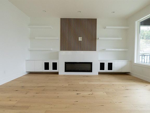 4th image of 3598 Delblush Ln