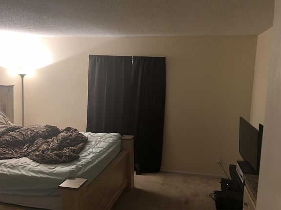 4th image of 4638 Santa Barbara Blvd APT 1