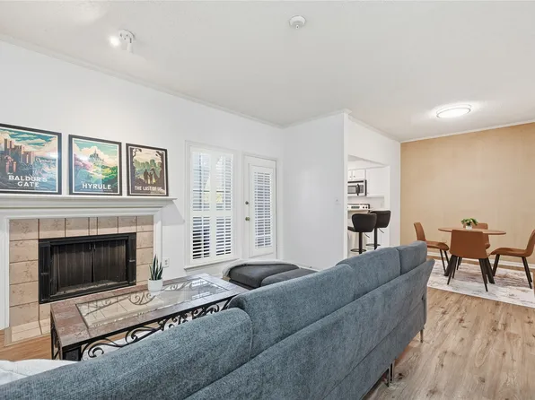 8600 Coppertowne Ln APT 2004, Dallas, TX 75243