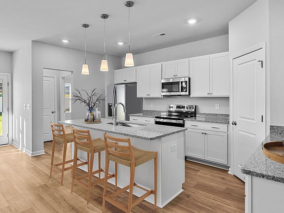 2nd image of 526 Oleary Cir