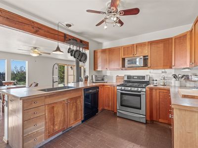 24 Camerada Rd, Santa Fe, NM, 87508