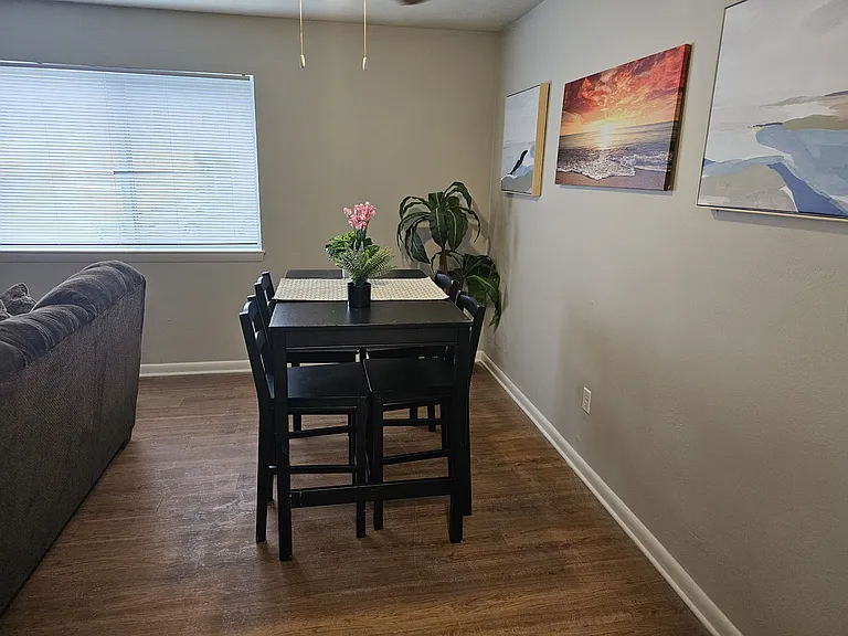 12847 Jefferson Ave #2 — Photo 7