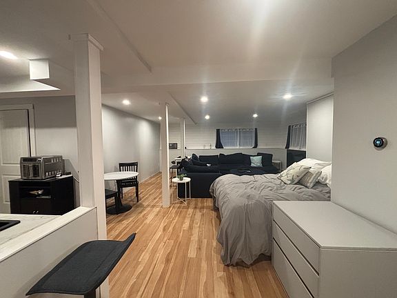 5th image of 3 Dylan Dr #B