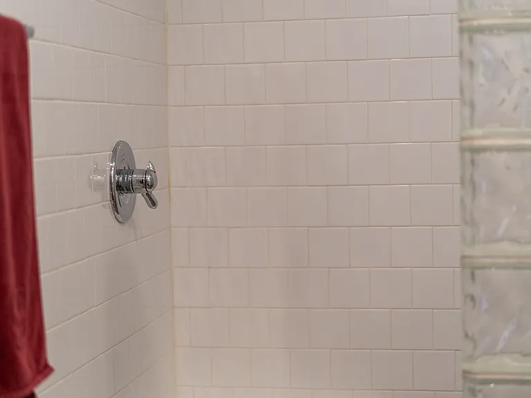 19 E Johnson St #4 — Photo 35