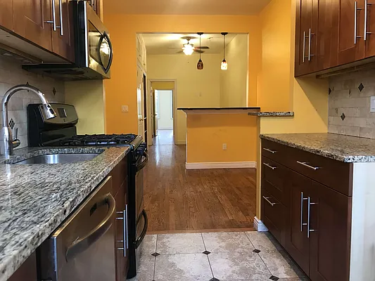 Rented by Success Is Gold Real Estate Corp | media 6