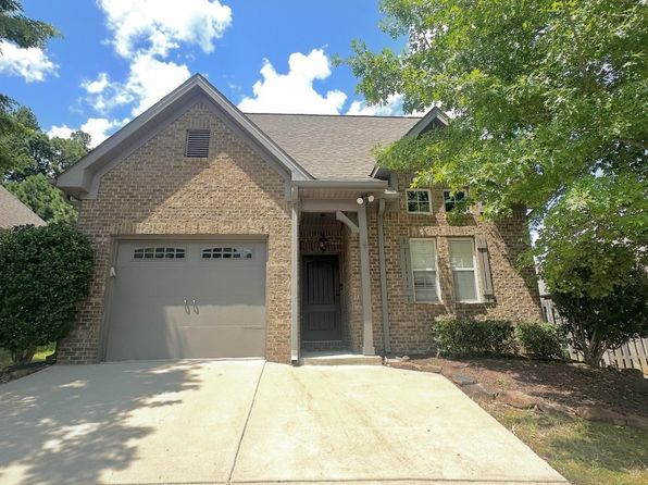 102 Kingston Ct