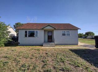 513 E 1st St, Saint Francis, KS 67756