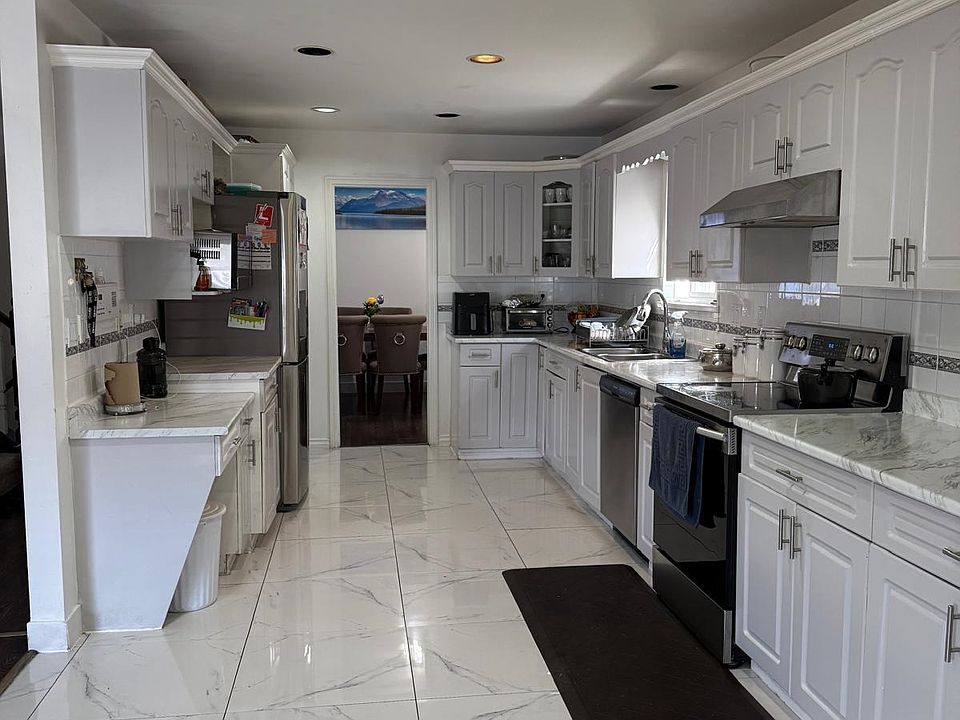 2nd image of 6643 127th St