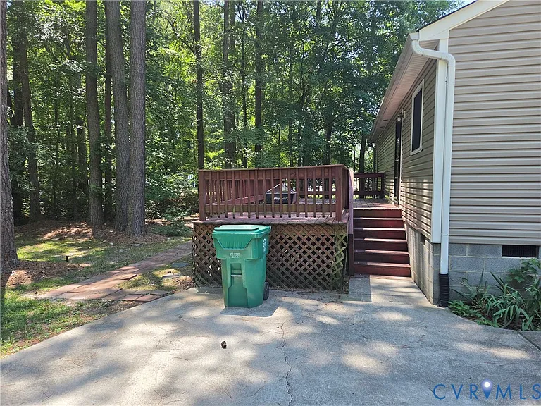 2937 Forest Hills Rd — Photo 4
