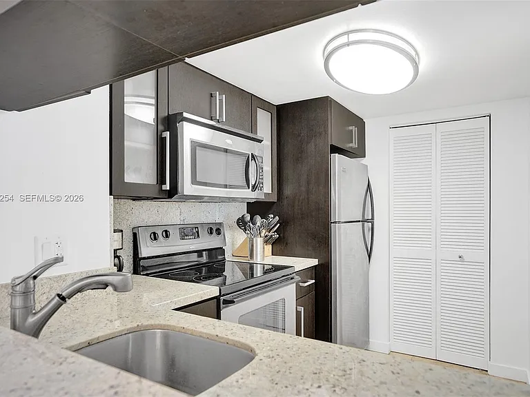 770 Claughton Island Dr #1014 — Photo 18