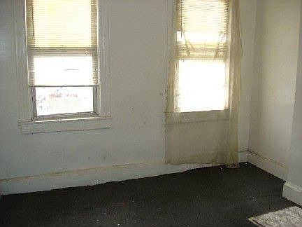 2nd image of 2208 Henneman Ave