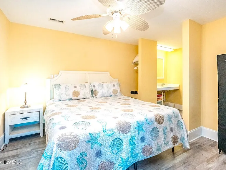 1507 N New River Dr #216 — Photo 8