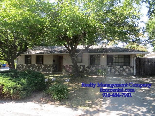 1st image of 3101 Berkshire Way