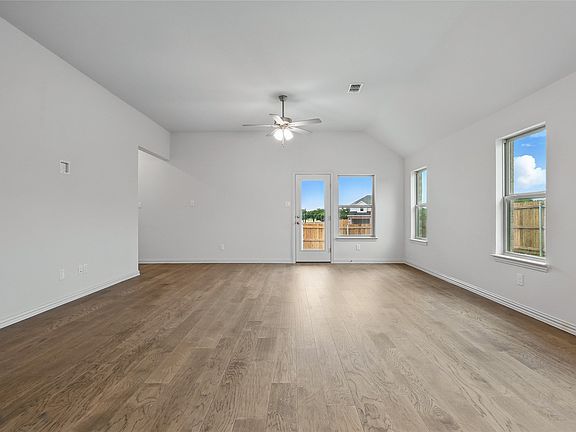 7th image of this home