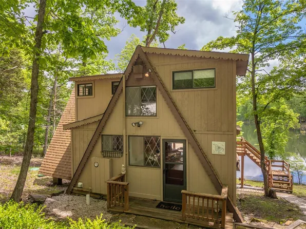 208 Innsbrook Circle Dr, Wright City, MO 63390