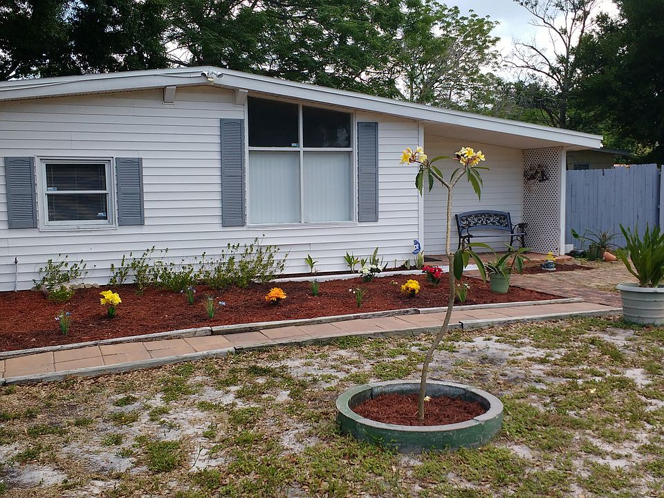 1st image of 3985 Neptune Dr SE