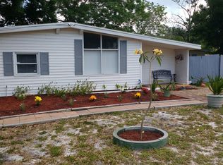 3985 Neptune Dr SE, Saint Petersburg, FL 33705