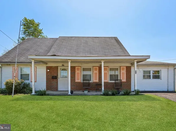 86 Medford Ln, Willingboro, NJ 08046
