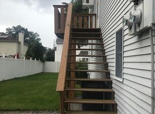 12 Sylvan Ct, Staten Island, NY 10307