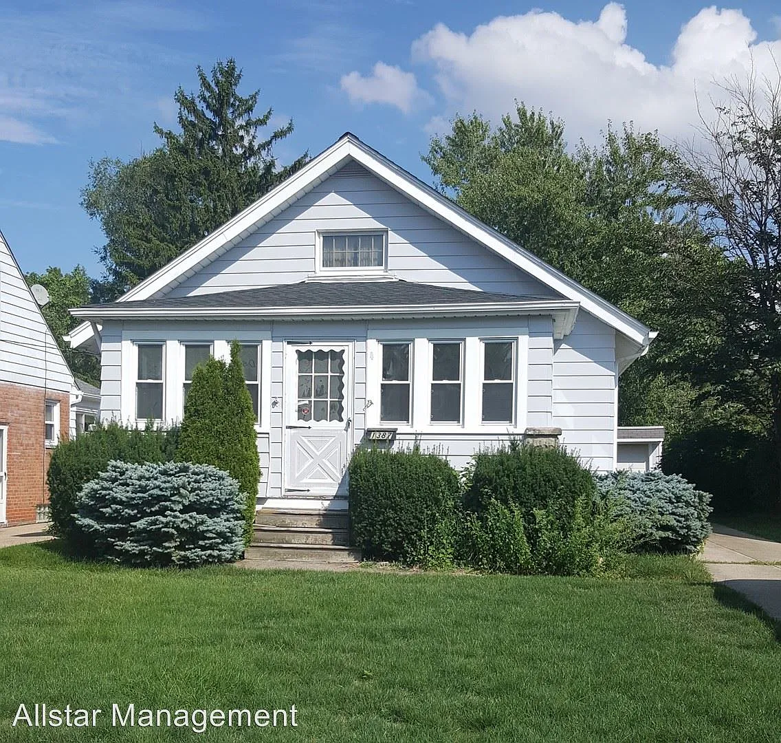 1387 Mayfield Ridge Rd photo 1
