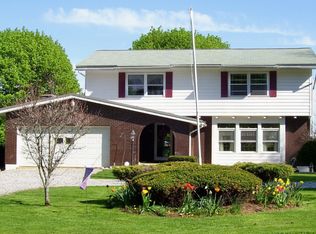 375 Stockbridge Rd, Lee, MA 01238