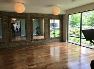 2102 Sterling Blvd, Englewood, NJ 07631