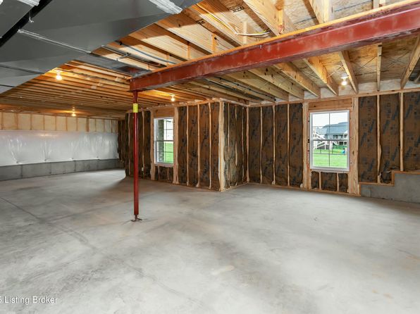 382 Williamsburg Dr, Mount Washington, KY 40047