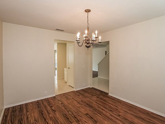 3rd image of 8529 Tallahassee Ln