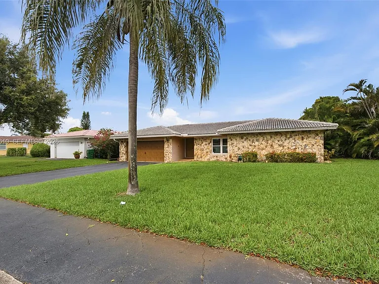 821 Ramblewood Dr — Photo 51