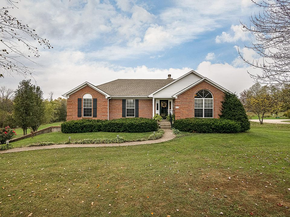 1st image of 472 Skyline Dr