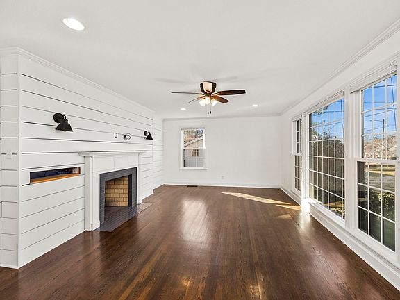 5th image of 1152 Greenland Ave