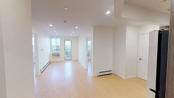Rented by Metro Garden Realty NYC | media 5