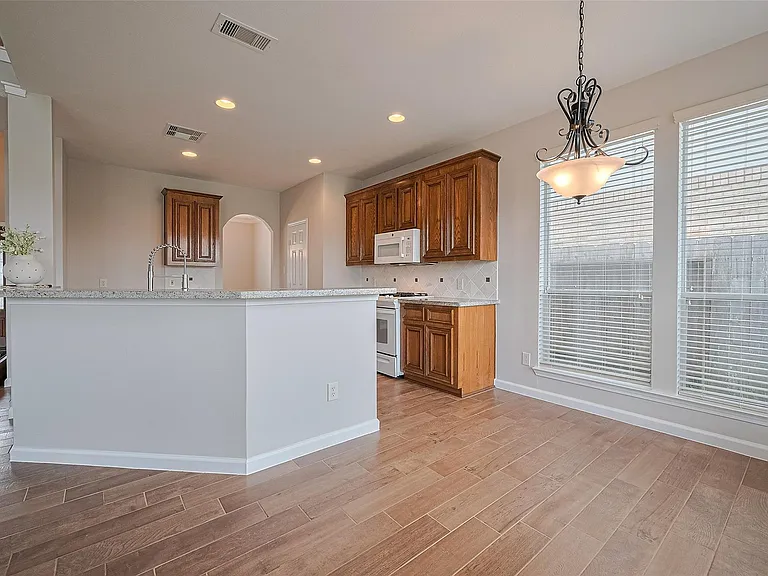 20834 Avery Cove Ln — Photo 21