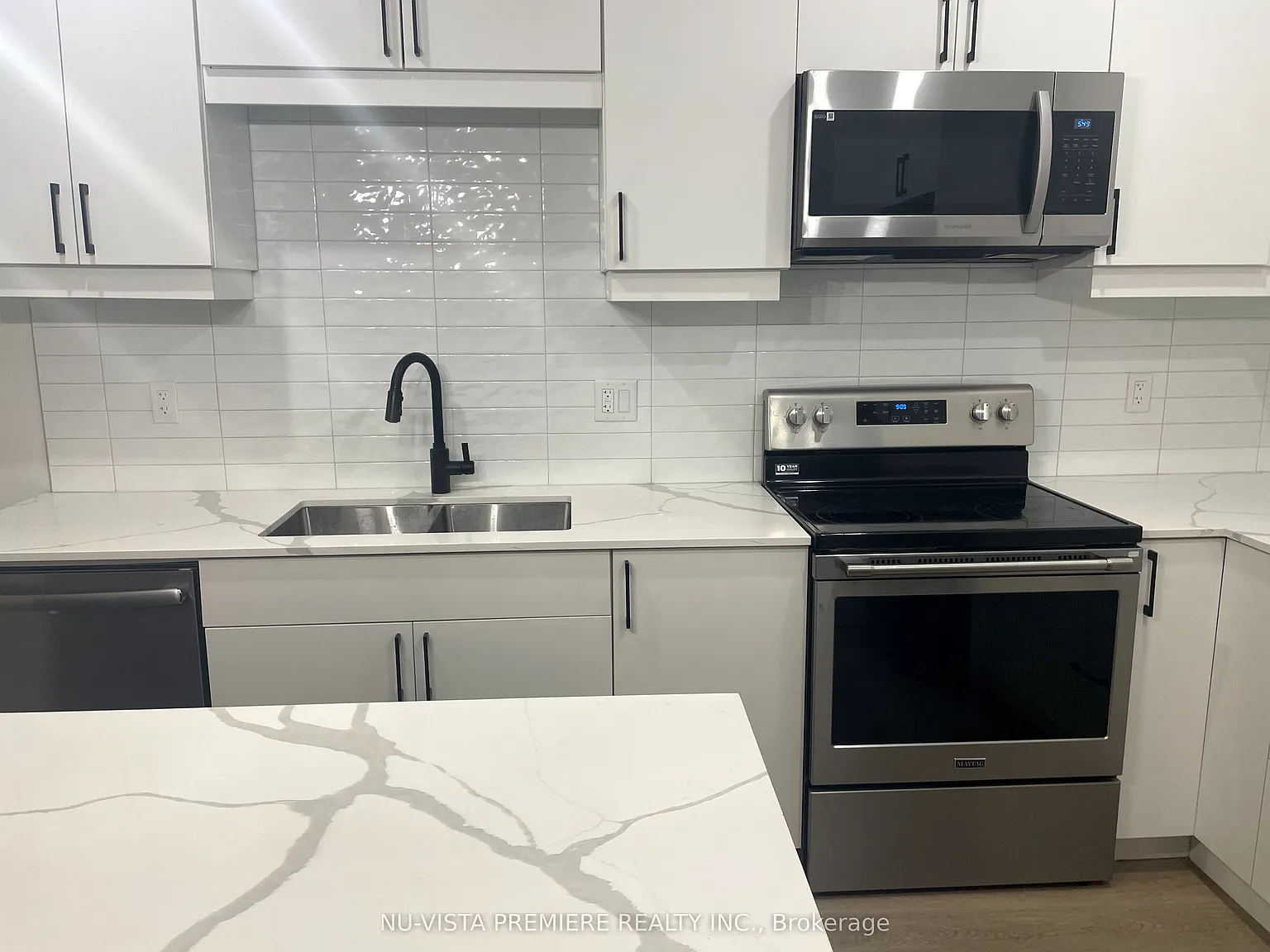 2 bed, $2,350 — Photo 3