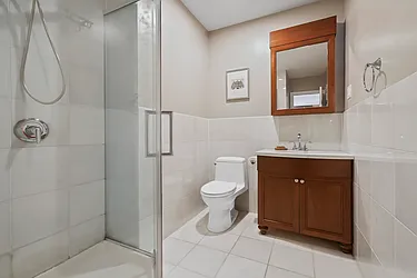 Sold by Avenue Sotheby's International Realty