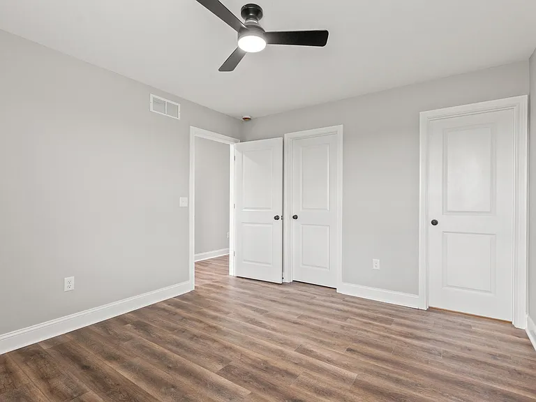 5009 Melana Way — Photo 16