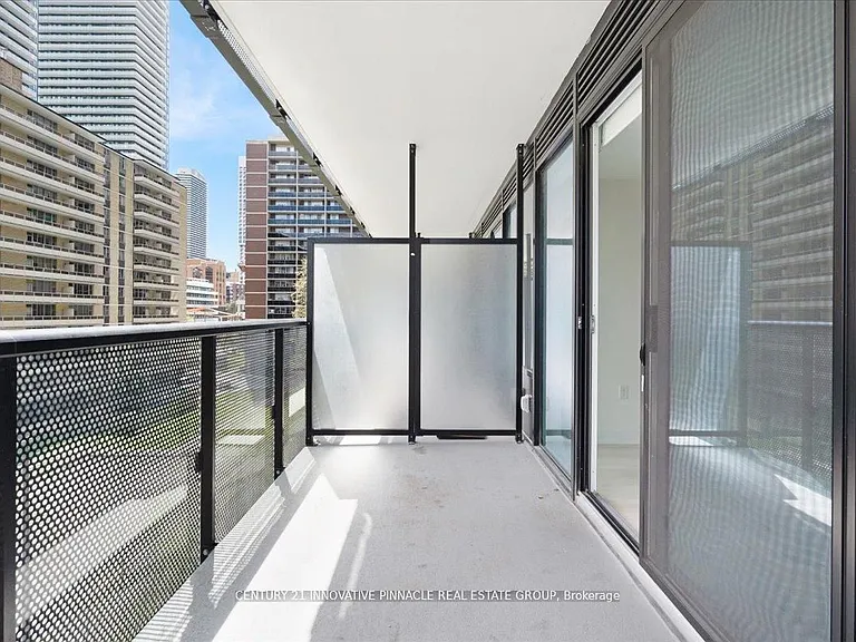 127 Broadway Ave #513S — Photo 19