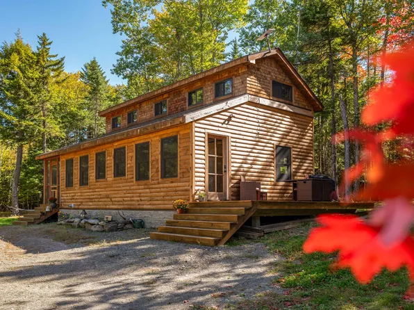 39 Kineo Drive, Rockwood T1 R1 NBKP, ME 04478