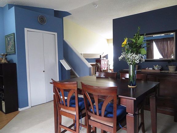 Vaulted Ceiling In Living Rm!