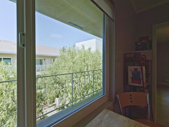 5th image of 315 N Louise St Unit 303