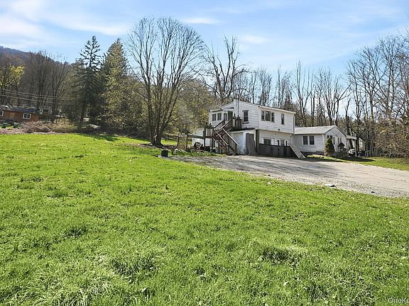 4th image of 26 Weitz Road