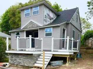 5 East St, Waterford, CT 06385