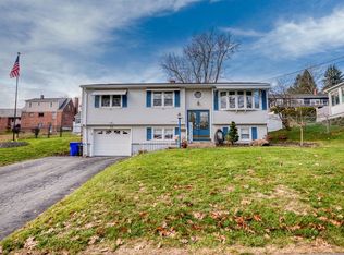 23 Brenan St, Holyoke, MA 01040