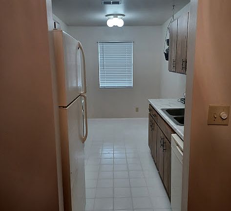2nd image of 1321 Cheney Hwy Unit B