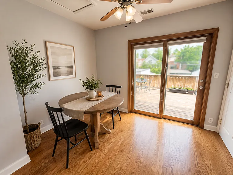 1331 N Oakley Blvd #2 — Photo 5
