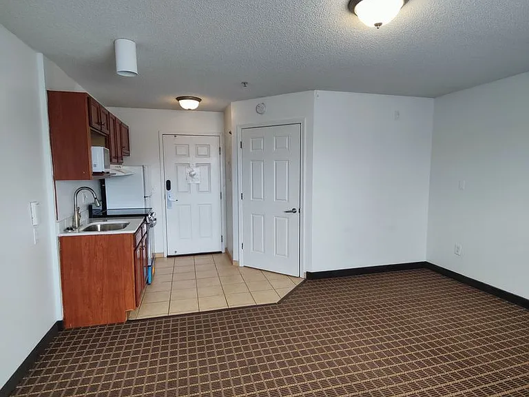 Stafford Commons — Photo 19