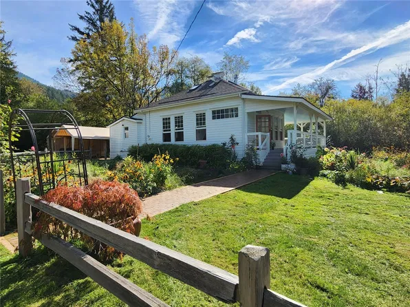 9620 SE 238th way, Issaquah, WA 98027