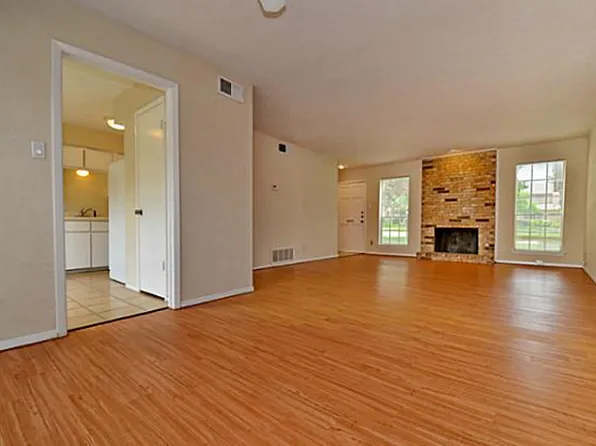 7619 Pebblestone Dr, Dallas, TX 75230