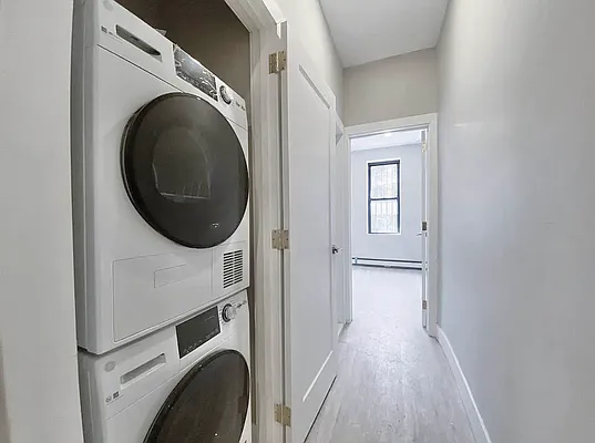 Rented by New Amsterdam Realty Group | media 11